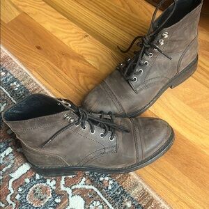Thursday Boot Company Brown Ankle Boots Lace-Up Design